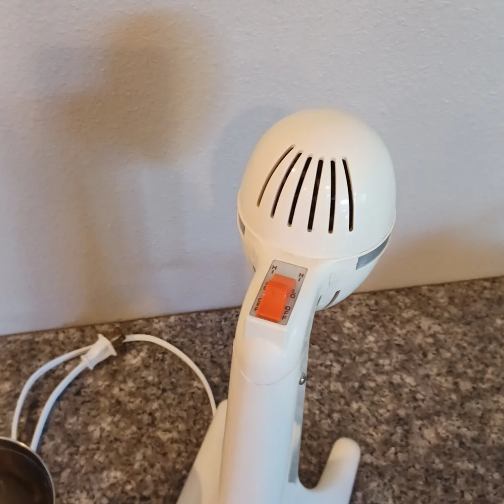 Vintage Hamilton Beach DrinkMaster Milkshake Maker